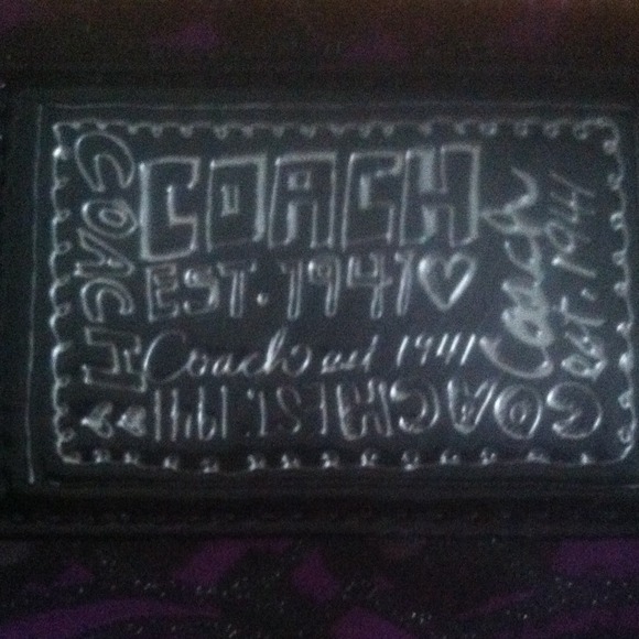 EUC Coach wristlet - Picture 2 of 4