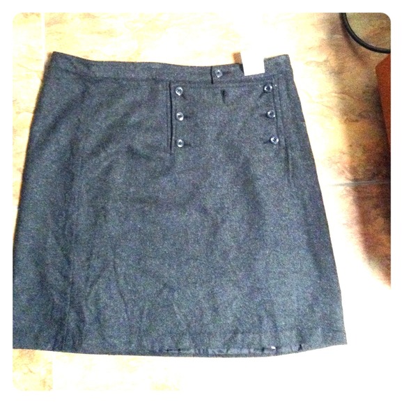 Old Navy Dresses & Skirts - Old Navy Low Waist Above Knee Gray Cotton Skirt
