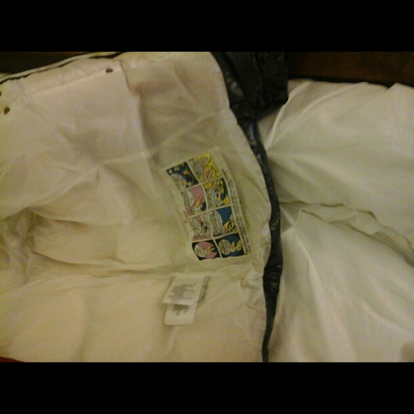 Authentic Moncler jacket - Picture 3 of 3