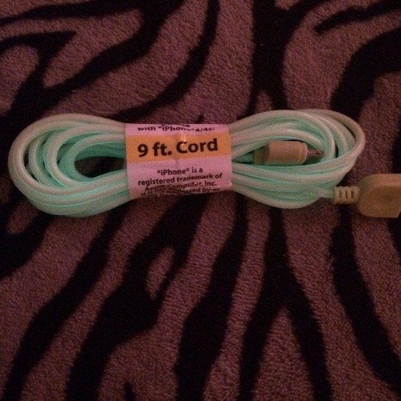 Glow in the dark iPhone 4 / 4s iPod ipad charger - Picture 2 of 2