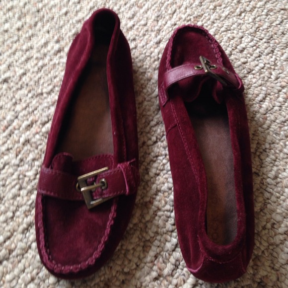 Rock port maroon
