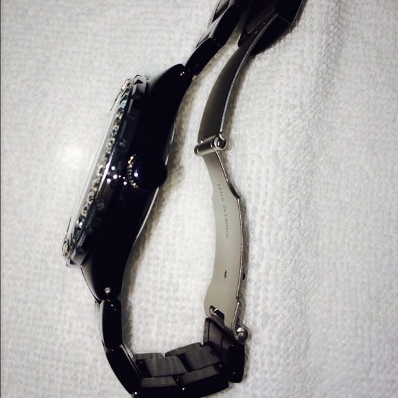 Black Guess Embellished Diamond watch