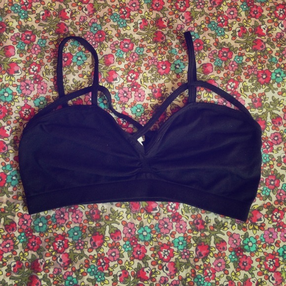 MUST HAVE black caged bandeau from LF!