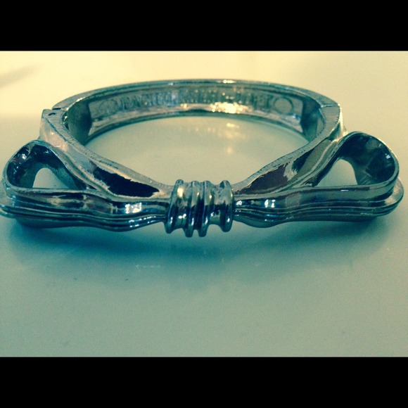 Bracelet - Picture 2 of 2