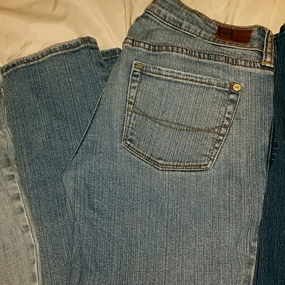 Denim - Picture 3 of 4