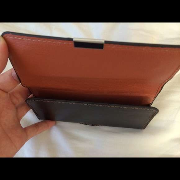 Phone case - Picture 4 of 5