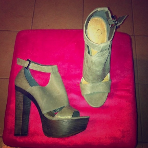 Jessica Simpson Shoes - Jessica Simpson heels RESERVED