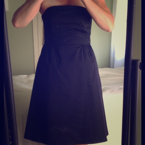 Old Navy Dresses & Skirts - 🌞sale!! Black strapless dress