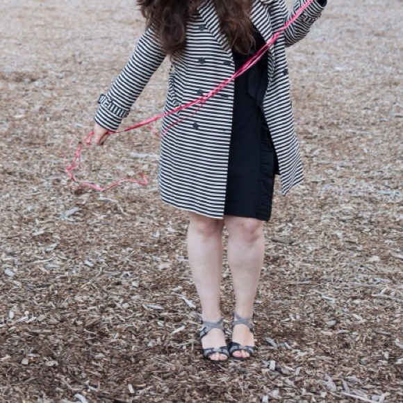 SOLD IN BUNDLE Sole Society "Hava" Heel - Picture 2 of 3