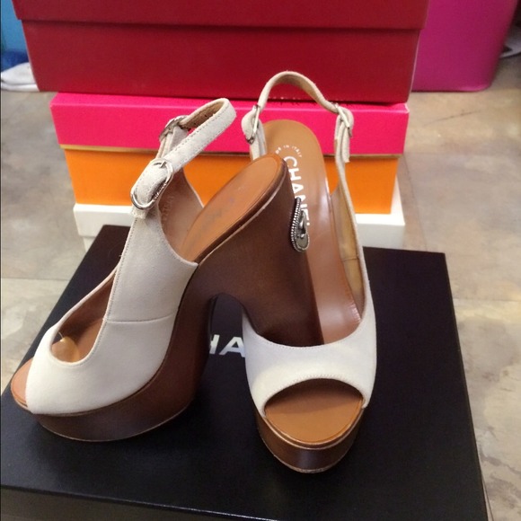 Chanel sandals light beige - Picture 3 of 4