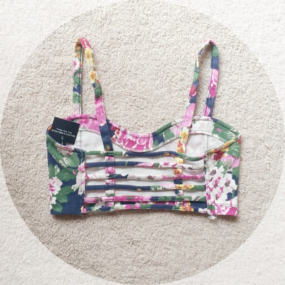 💌BOTH SOLD💌Bundle & Save! Brandy Melville Chiyos - Picture 3 of 4