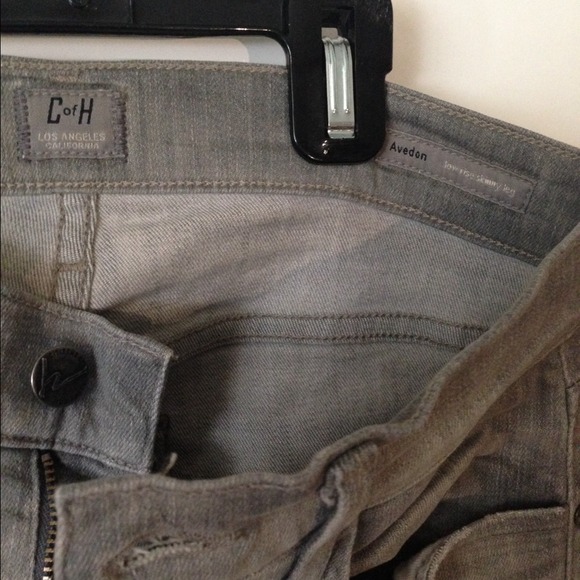 Denim - Picture 4 of 4