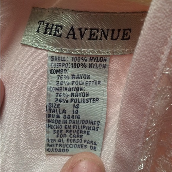 🔻90's VINTAGE BEAUTIFUL LACE OVERLAY PINK DRESS! - Picture 4 of 4