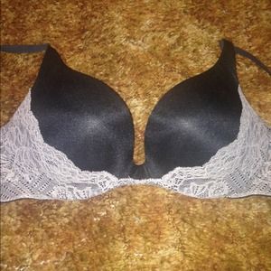 Victoria's Secret push up bra