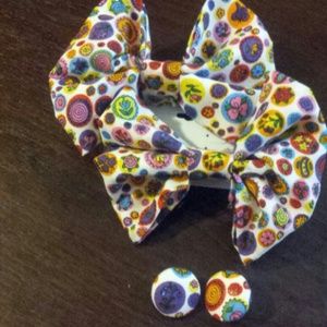 Earrings with matching bow