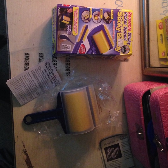 Sticky buddy - Picture 3 of 4