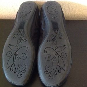 Report Shoes - cute and comfy flats by R2 sz 6 Report Shoes - cute and comfy flats by R2 sz 6