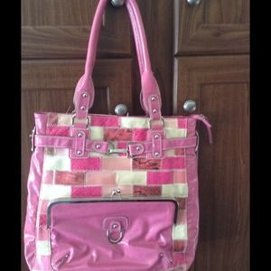 Nice Nicole Lee Purse