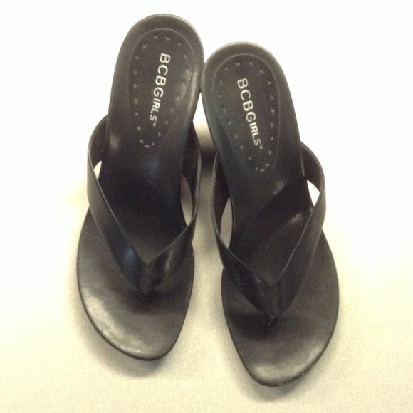 BCBG flip flop wedge sandals