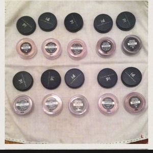 BE eyeshadow kudos and earring bundle!