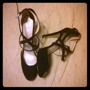 Black nine west shoes