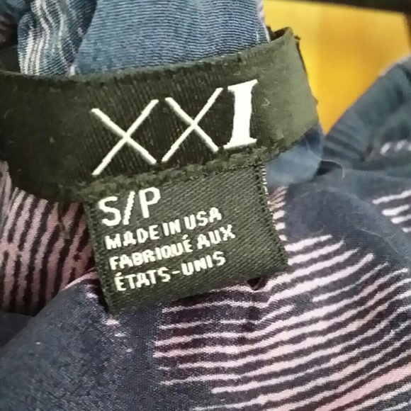 F21 PURPLE/PINK Romper. NEVER WORN - Picture 3 of 4