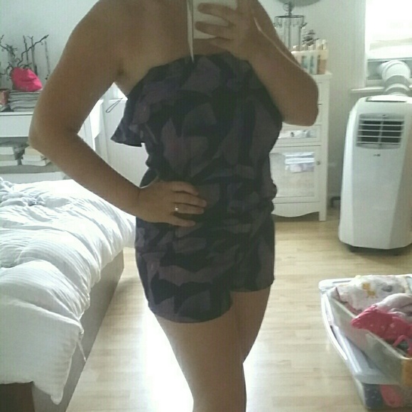 F21 PURPLE/PINK Romper. NEVER WORN - Picture 4 of 4
