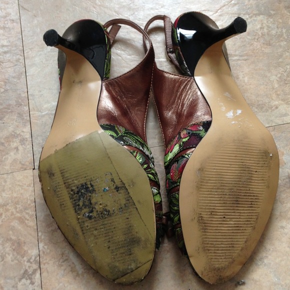 Comrade shoes - Picture 3 of 3