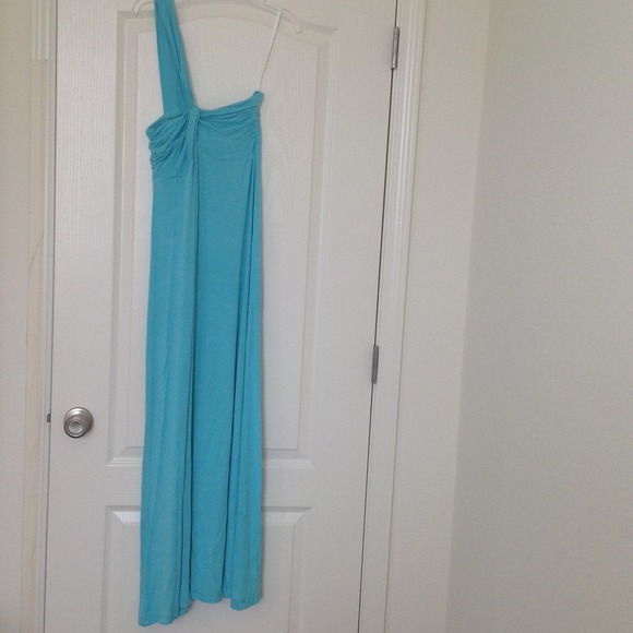⚡SALE⚡NWT one shoulder dress - S