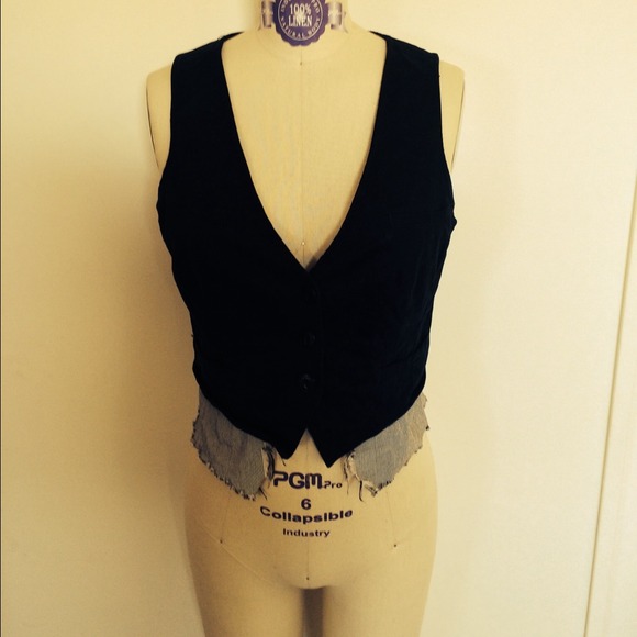 GUESS Jeans Black Vest
