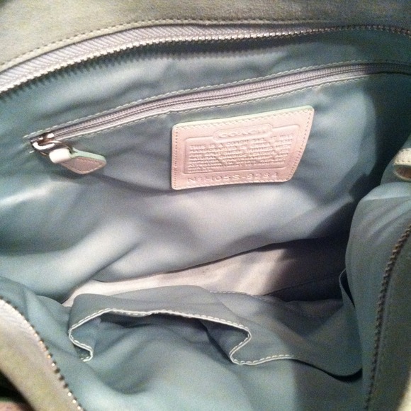 Green suede coach hobo 🌟willing to negotiate🌟 - Picture 3 of 4