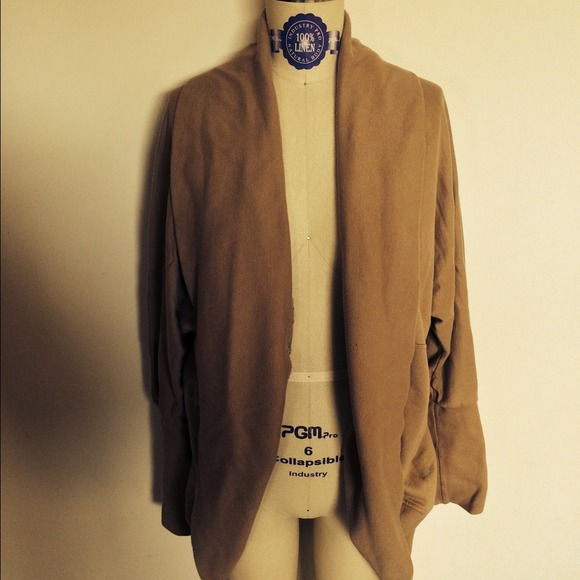 Calvin Klein Performance Cocoon Wrap