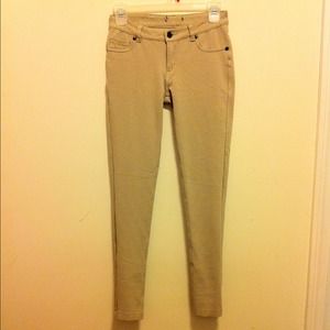 Tan/Khaki Labijou Jeggings!