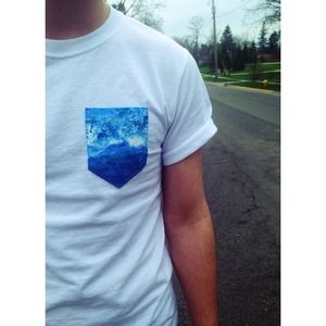 Wave pocket tee!