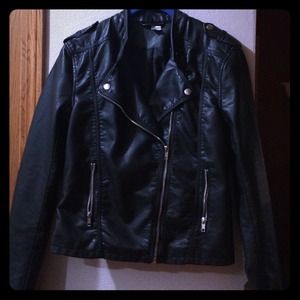 H&M faux leather jacket *NEW*