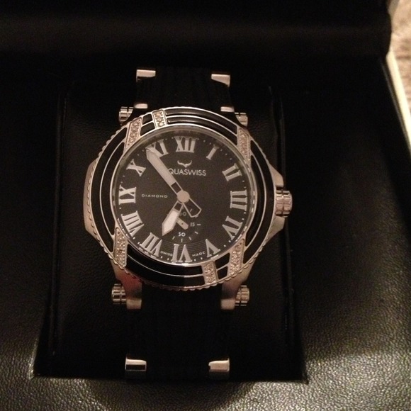 Women's Diamond Watch - Picture 3 of 3