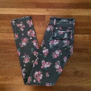 Bullhead size 0 skinny jeans