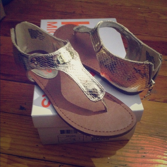 Michael kors gold back zip sandals