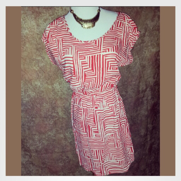 Forever 21 Red/White Pattern dress