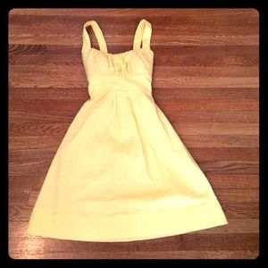 B. Darlin yellow fitted dress