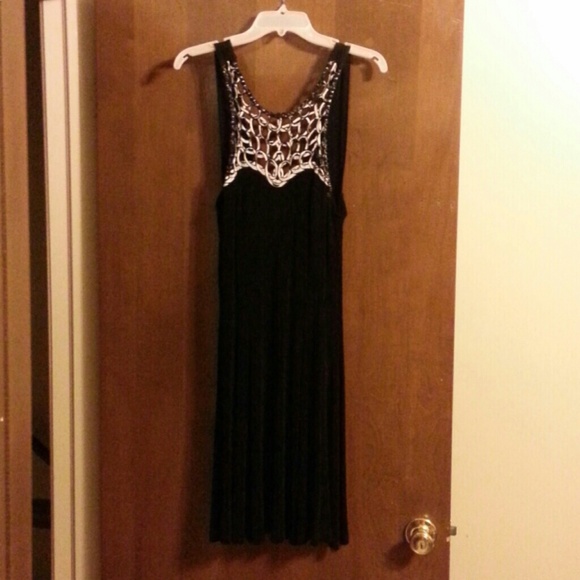 Black and white flare dress - Picture 1 of 2