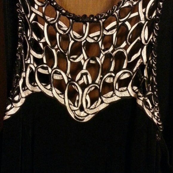 Black and white flare dress - Picture 2 of 2