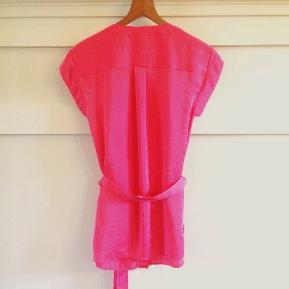 ⛔️SOLD⛔️ A/X Armani Exchange neon coral blouse - Picture 3 of 4