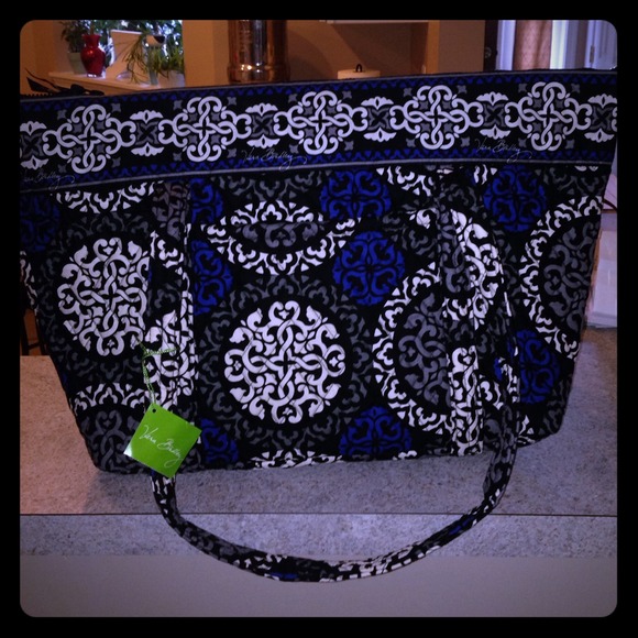 Vera Bradley Tote NWT!!!