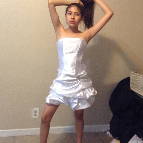 Formal Dress - Picture 3 of 3