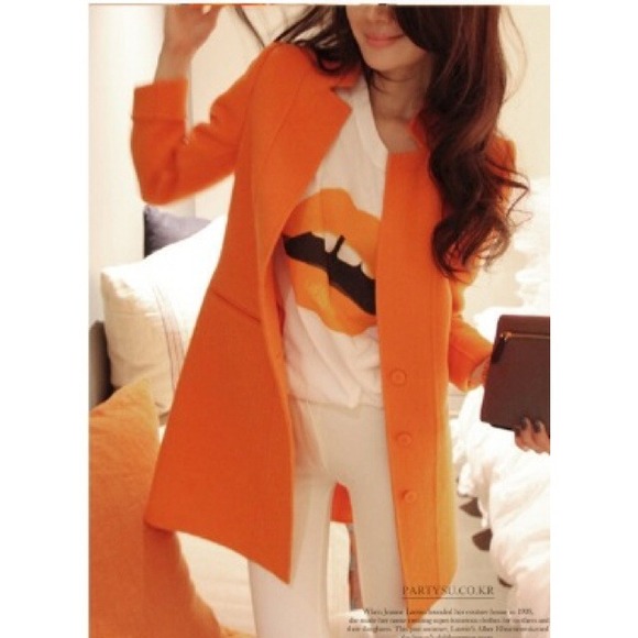 Orange Lips Tee