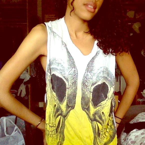 Truly Madly Deeply Skull tank