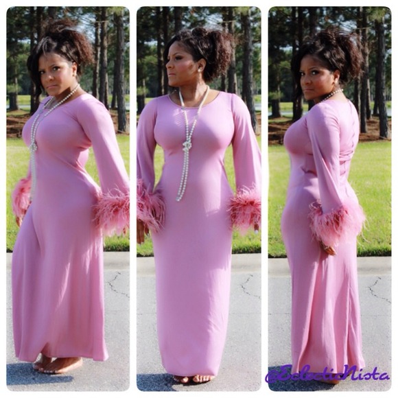 💜SOLD💜 Vintage Dress - Picture 2 of 2