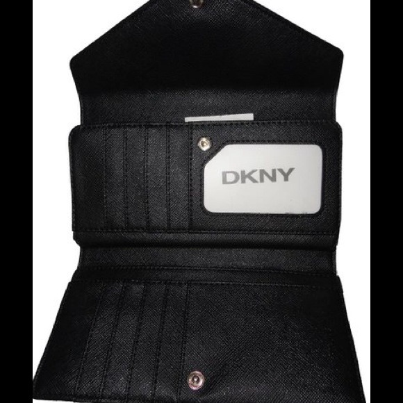 SOLD IN BUNDLE - BEST WALLET EVER! - Picture 2 of 4