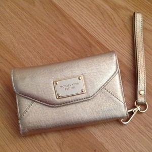 Michael Kors Phone Wristlet